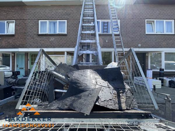 Kosten dakreparatie: dakschade aan flatgebouw in Raamsdonksveer Kosten dakreparatie: dakschade aan flatgebouw in Raamsdonksveer
